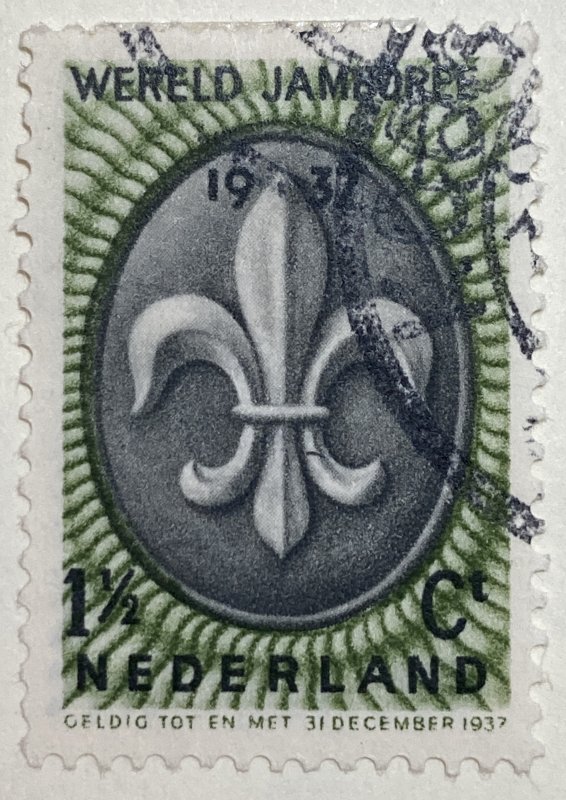 AlexStamps NETHERLANDS #206 VF Used