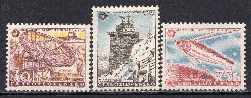 1055 - CZECHOSLOVAKIA 1957 - International Geophysical Year - MNH Set