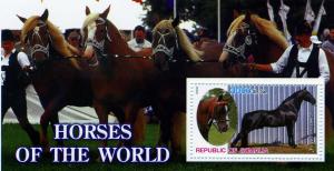 Somalia 2002 HORSES OF THE WORLD s/s Perforated Mint (NH)