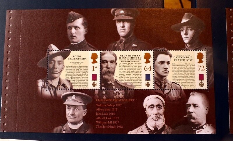 DX37 Victoria Cross Anniversary Prestige Booklet Complete - Cat £35 Superb U/M