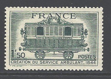 France Sc # 472 mint never hinged (DDT)