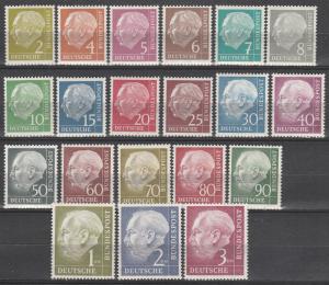 Germany #702-21 MNH  CV 225.00  (A12586)