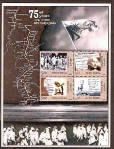 India 2005 75 Years of Gandhi´s Dandi March, Flag, Map Statue, Newspaper M/s...