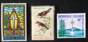 NORFOLK ISLAND  Lot of 3 stamps  MH