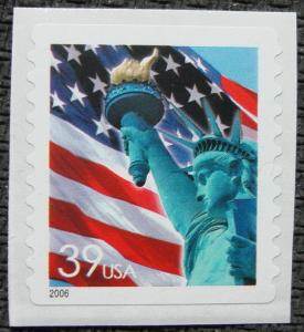 US #3980 MNH Coil Single, Statue of Liberty/Flag, SCV $.80 