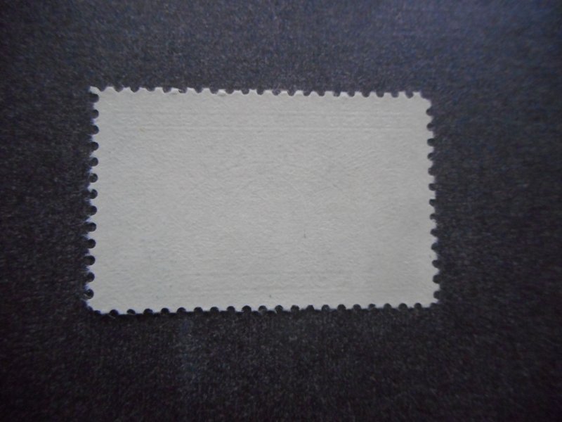 # QE1a VFNH....Store Bargain