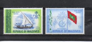 Maldive Islands 292-293 MNH