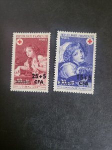 Stamps Reunion Scott #B37-8 never hinged