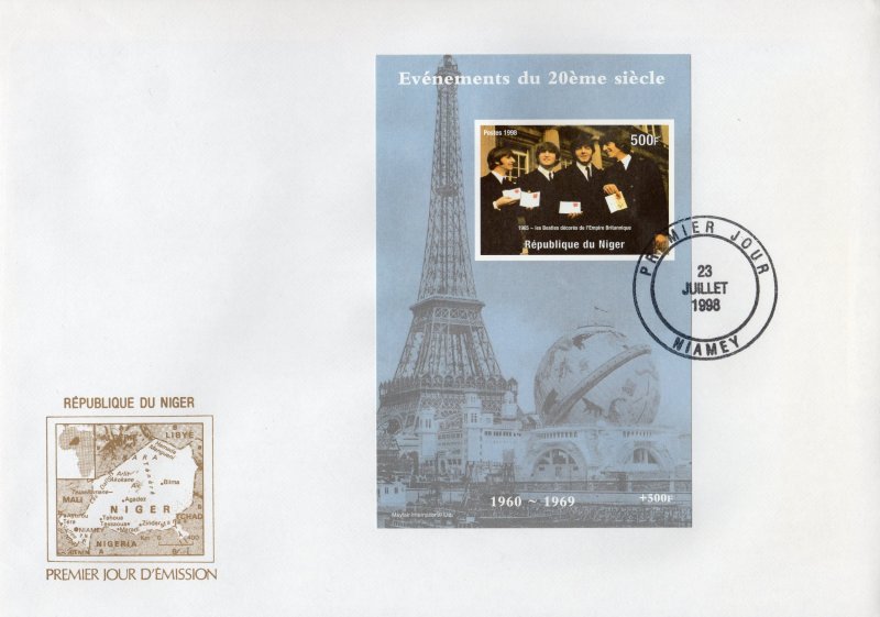 Niger 1998 THE BEATLES 1965 Awarded the MBE from H.M.Q.Elizabeth S/S IMPERF.FDC