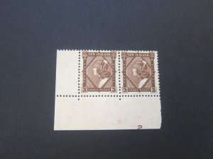 New Zealand 1936 SG 582 Pair Number MNH