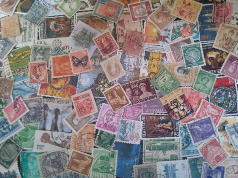 10,000 Used WW Stamp Lot Unsearched 94% DIFFERENT! Vintage: 60+ Years Old
