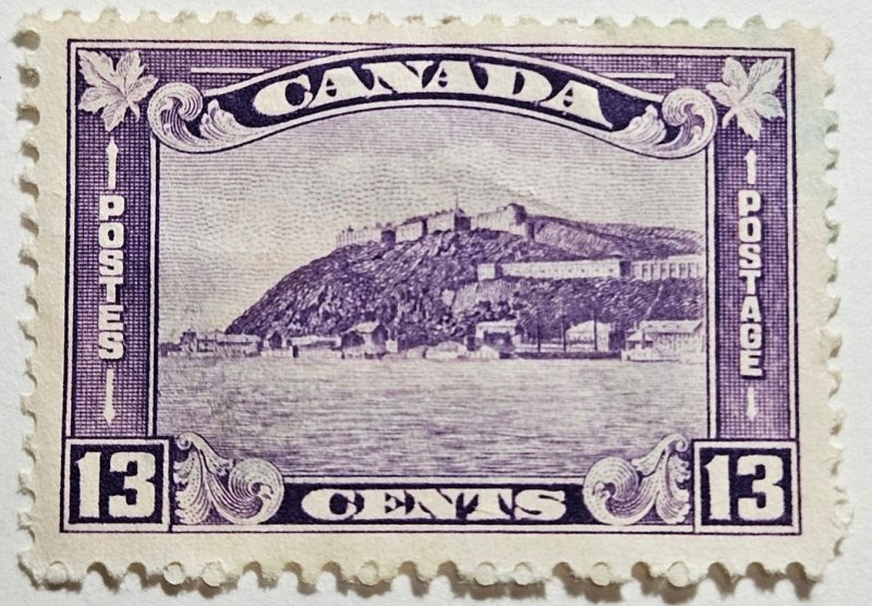 Stamp Canada 1932 Old Citadel at Quebec A61 #201 MLH