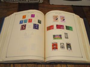 International Album G-H Countries - WDWPhilatelic