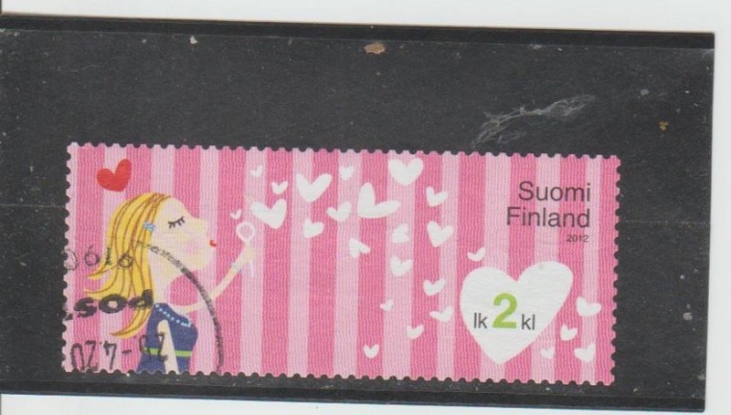 Finland  Scott#  1391e  Used  (2012 Woman Blowing Heart-Shaped Balloons)