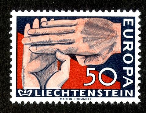 LIECHTENSTEIN 370 MNH  BIN $0.45