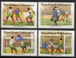 1989 Gabon 1045-1048 1990 FIFA World Cup in Italy 11,00 €