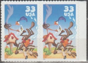 3392a, Pair(C)wave Die Cut on back. Wile E. Coyote & Road Runner MNH, .33 cent