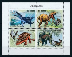 [106175] Sao Tomé & Principe 2011 Prehistoric animals dinosaurs Sheet MNH