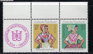 German Democratic Republic Scott # 1294 + 1295 + label, mint nh, se-tenant, var