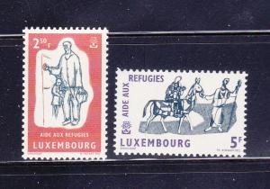 Luxembourg 357-358 Set MNH World Refugee Year (E)