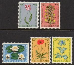 Netherlands 1960 Flowers VF MNH (B343-7)
