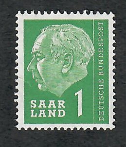 Saar 263 Mint Hinged single