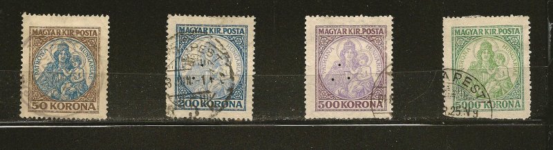 Hungary Collection of 4 Madonna and Child 378 380 381 386 Stamps Used