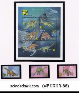 NEVIS 1999 WORLD STAMPS EXPO / PREHISTORIC ANIMALS SET OF 3 STAMPS & 1-M/S MNH