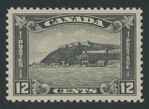 Canada 174 - 12 cent Quebec Citadel - XF Mint never hinged