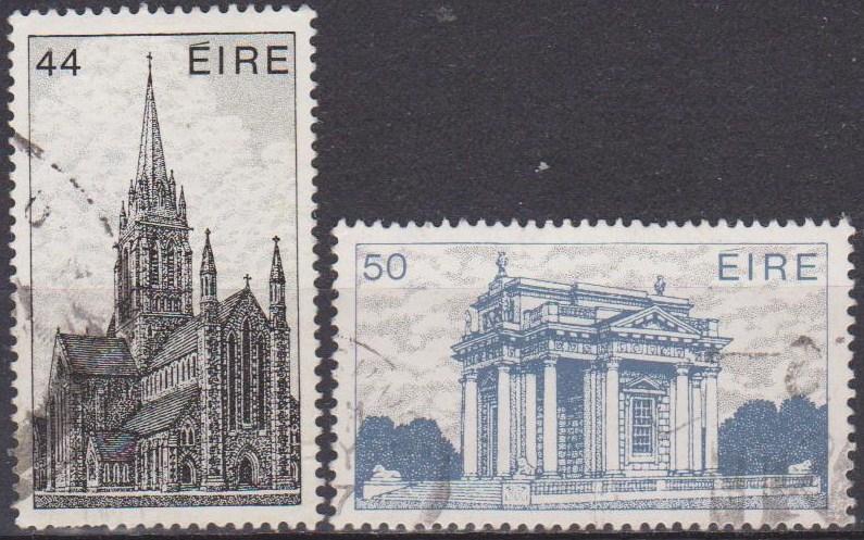 Ireland #553-4 F-VF Used (ST880)  