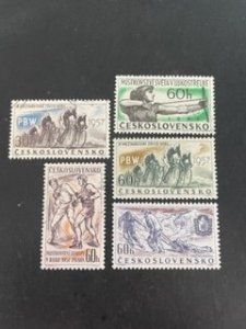 Czechoslovakia sc 796-800 MH+u comp set