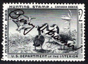 RW25, $2, Used, HOG, 1958, Canada Geese, Duck Hunting, USA Revenue Stamp