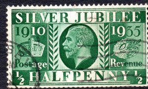 1935 Sg 453b ½d green Silver Jubilee Type III Fine Used