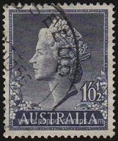 Australia #279 Used - 1955 1s.0 1/2d.  - Queens