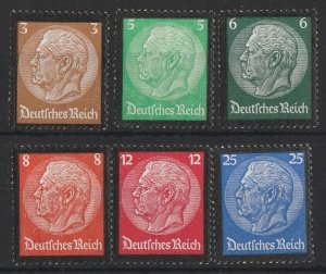 GERMANY 1934 Hindenburg Memorial set 3pf-25pf. MNH **.