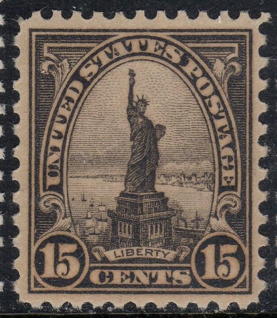 U.S. Scott #696 15-Cent Statue of Liberty - Mint NH Single