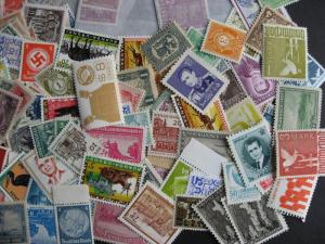 Scrap pile of 290 MNH worldwide. Duplicates, mixed condition, what lurks?