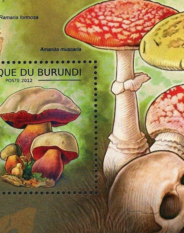 Poisonous Mushrooms Stamp Boletus Satanas Ramaria Formosa S/S MNH #2747 / Bl.273