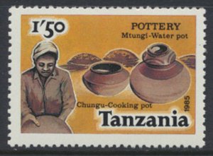 Tanzania  SG 440  SC# 279  1985  Pottery  MNH  see scan