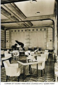 POSTCARD RMS QUEEN MARY Corner of Toiurist Main Deck Lounge Unused