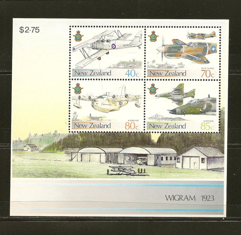 New Zealand 875a Wigram Airfield Airforce Planes Souvenir Sheet MNH