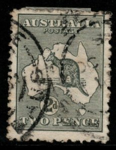 AUSTRALIA SG3 1913 2d GREY DIE I USED 