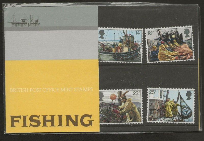 1981 FISHING PRESENTATION PACK 129