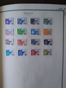 France collection to 2000 in a Scott specialty album CV $9296