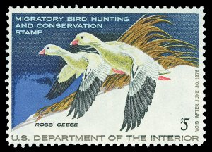 Scott RW44 $5.00 Duck Hunting Mint F-VF OG NH Cat $10