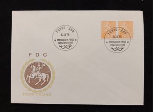 D)1974, FINLAND, FIRST DAY COVER, ISSUE, NATIONAL SHIELD, ORANGE PAIR, STAMP