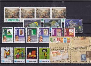 singapore mounted mint stamps  Ref 9462