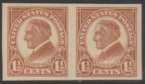 U.S. Scott #576 Harding Stamp - Mint Pair
