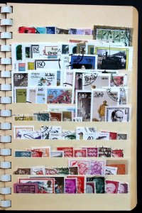 Wordwide Old Stamp Collection Lot of 1050 MNH MH & Used Vintage Stock Book Album