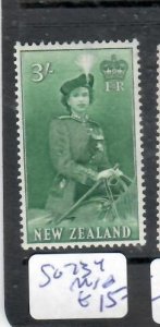 NEW ZEALAND  QE 3/-     SG 734      MNH    P0307 H